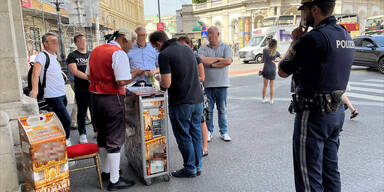 Verbot der "Mozartverkäufer" in der Wiener City