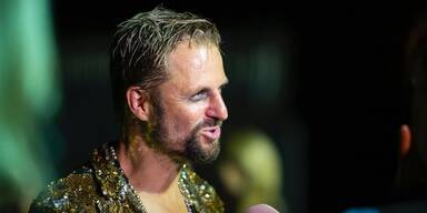 Philipp Hochmair rockt den Jedermann