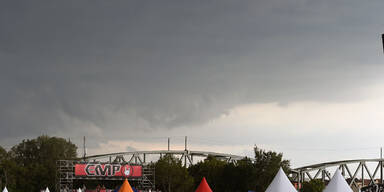 "Rock in Vienna" wegen Unwetters unterbrochen
