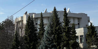 Wien-Donaustadt: Satellitenanlage in der russischen Diplomatensiedlung