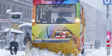 Österreich versinkt im Schnee