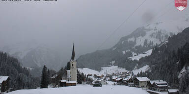 Winter ist da: Schneewalze rollt über Österreich