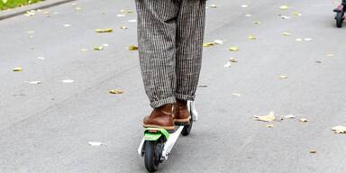 Betrunken auf Scooter unterwegs.