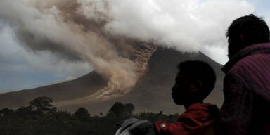 sinabung83.jpg