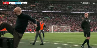 Pep Guardiola rastet komplett aus