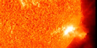 Gewaltige Eruption auf der Sonne