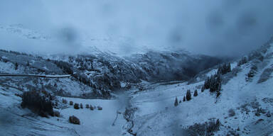 Neuschnee in den Bergen