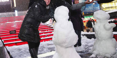 Schneesturm fegt über New York