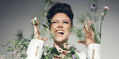 Tahnee bringt Mix aus Stand Up, Parodie und Musik auf Bühne 