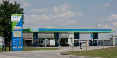 Tankstellenüberfall: Teenie (14) bedrohte Angestellte mit CO2-Pistole