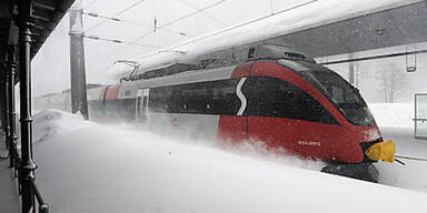 zug_schnee.jpg